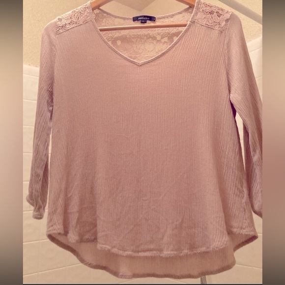 Ambiance Size L Tan 3/4 Sleeves Lightweight Lace on shoulders and upper back - Picture 1 of 7